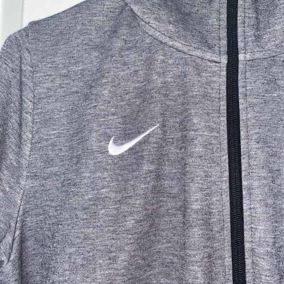 Nike Grey Jacket - Picture 4 of 13